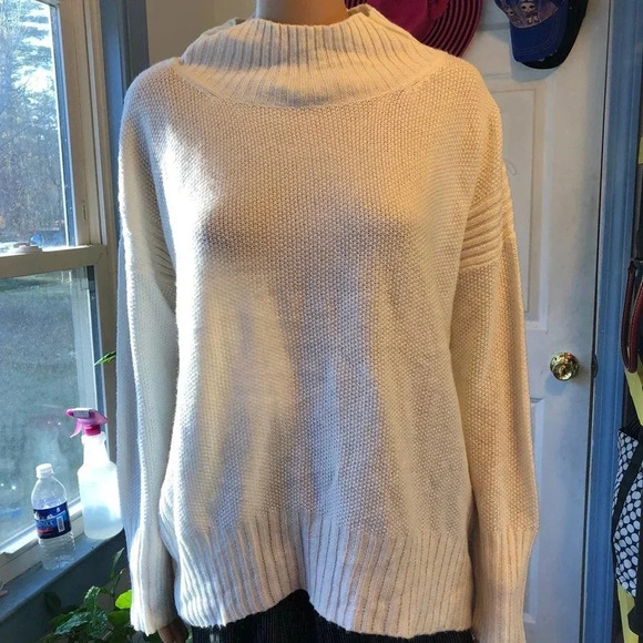Anthropologie Sweaters - Anthropologie Angel Of the North Women Sweater Size L